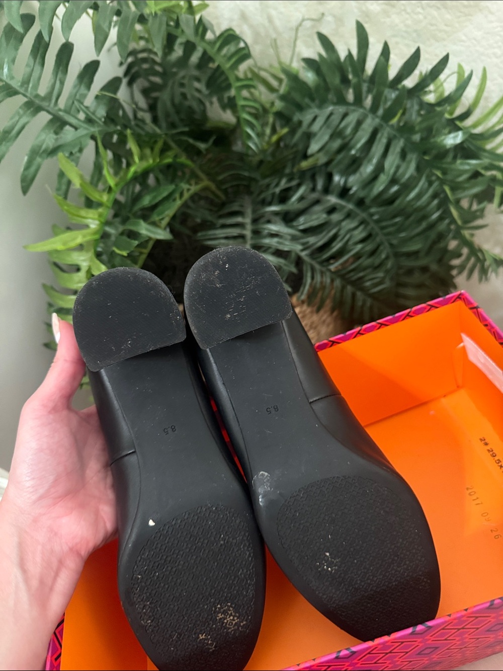 Tory Burch Janey Pump - Picture 3 of 4